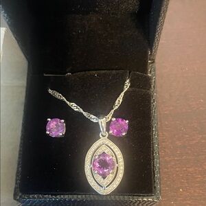 Gold Coast pendant and stud earring set